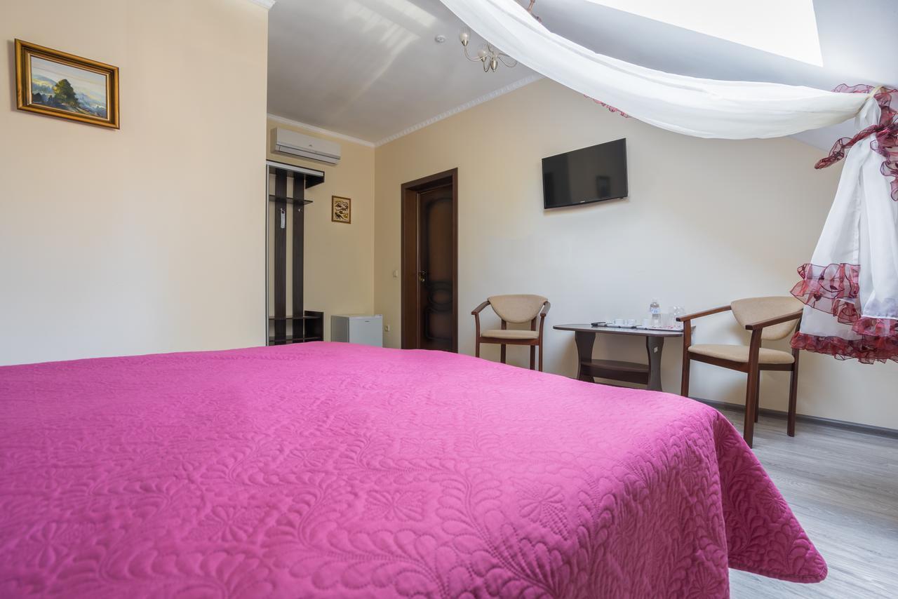 Inn Okolitsya Protsev 外观 照片